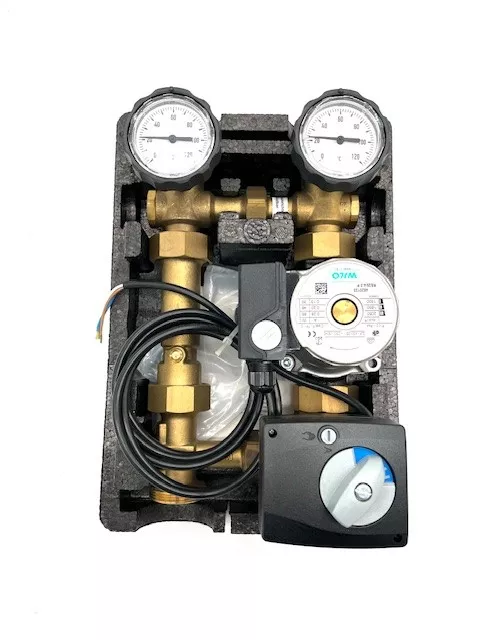 Oventrop Regumat M3 130 DN25  blandekreds med pumpe